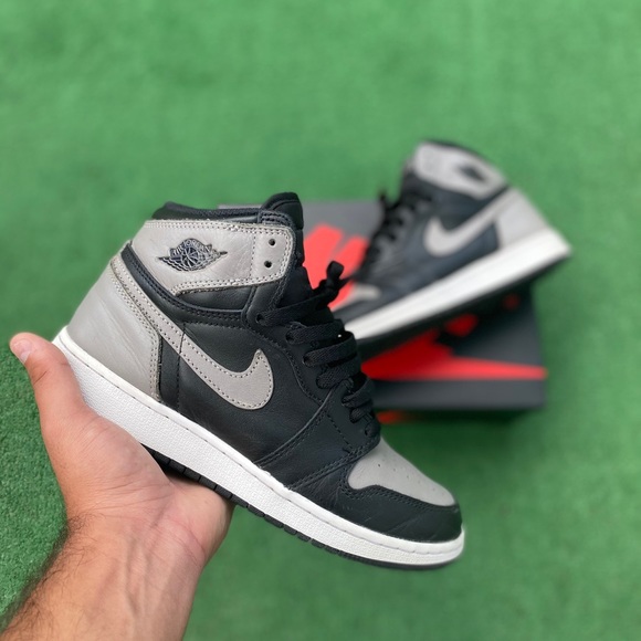 Jordan 1 “shadows” - Picture 1 of 3